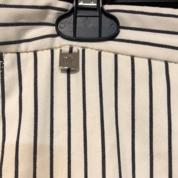 Brand new! Ralph Lauren pinstripe pants! Size 4! In winter Cream color! - Picture 4 of 8